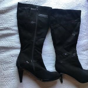Black boots